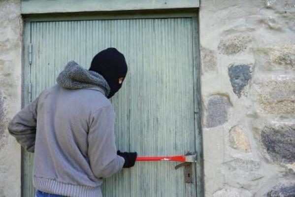 Things a Burglar Will Never Tell You