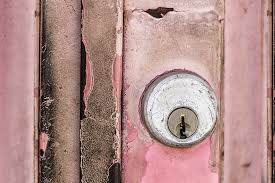 locks corrosion